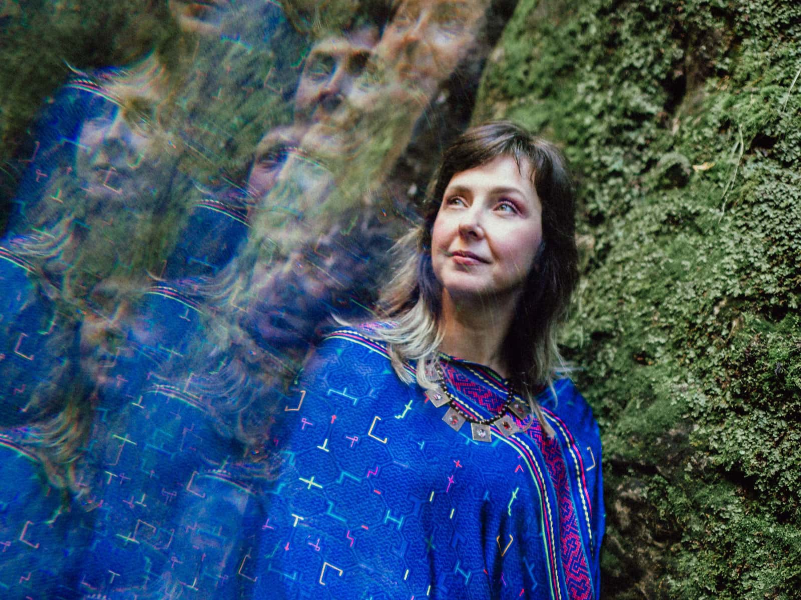 Photograph accompanying “Exploring the Role of Expressive Arts Therapy in Psychedelic Integration: Benefits and Considerations”, psychedelic integration article from Silver Owl Therapy