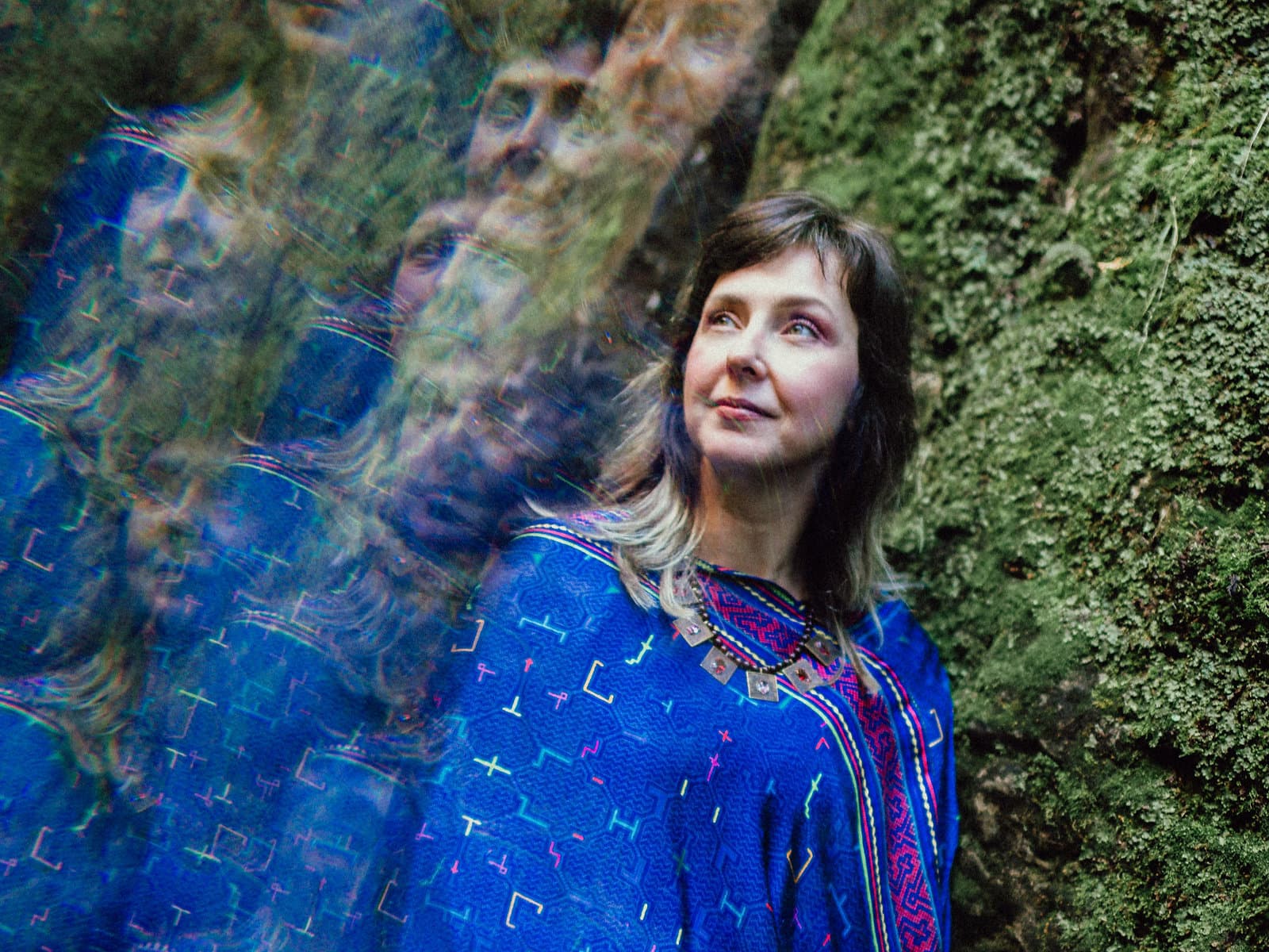 Photograph accompanying “Exploring the Role of Expressive Arts Therapy in Psychedelic Integration: Benefits and Considerations”, psychedelic integration article from Silver Owl Therapy