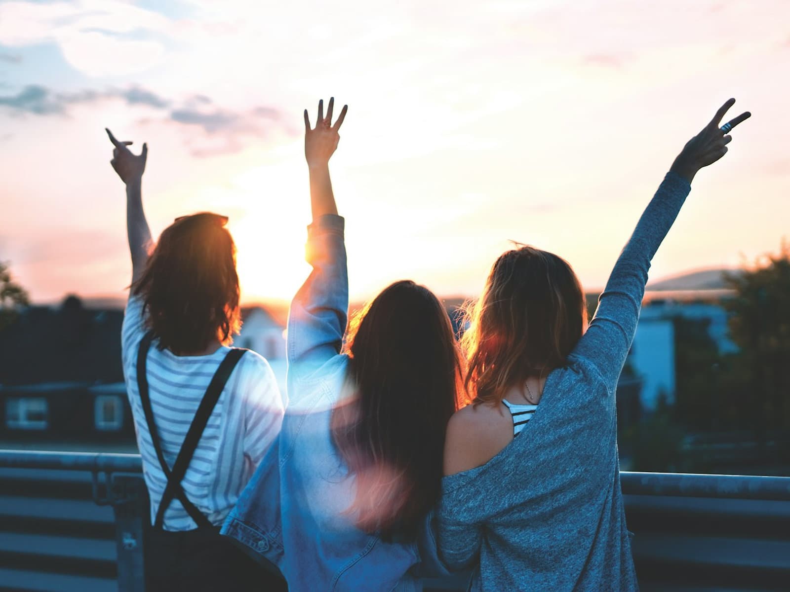 Photograph accompanying “Why adult children cut off their parents”, relationships and boundaries article from Silver Owl Therapy